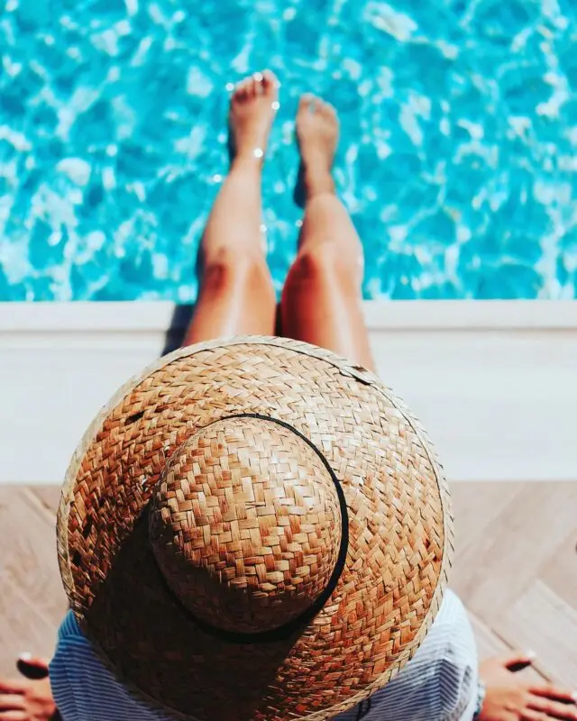𝕆𝕦𝕥 𝕠𝕗 𝕠𝕗𝕗𝕚𝕔𝕖 𝕠𝕟 😃

The salon will be closed from 19-31 August as we take a well earned break! 

Appointments for September can be booked via our website 

We’ll get back to any messages as soon as we can. 

Bernie x